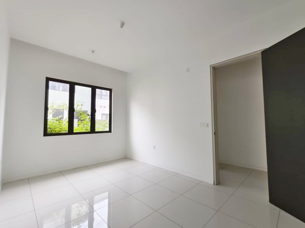 2 Sty Superlink Viana Elmina Garden by Matt - photo 6