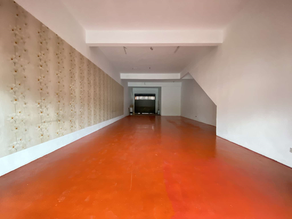 22x70 Groun0d floor Shop Alam Budiman by Emily - photo 3