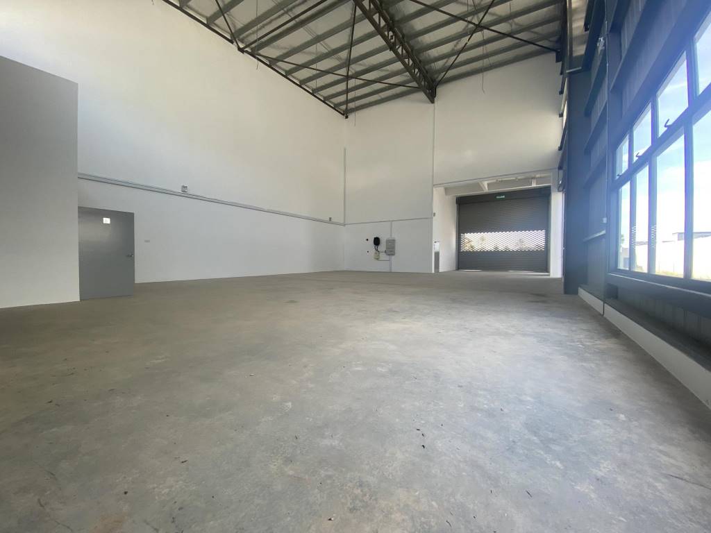 70x160 SemiD Factory Elmina Business Park by Matt - photo 9