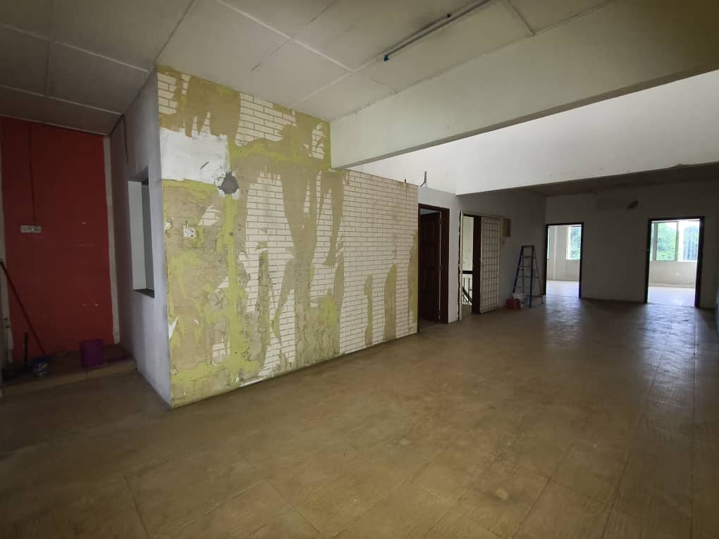 Second Floor Shoplot Bandar Country Home by Matt - photo 4