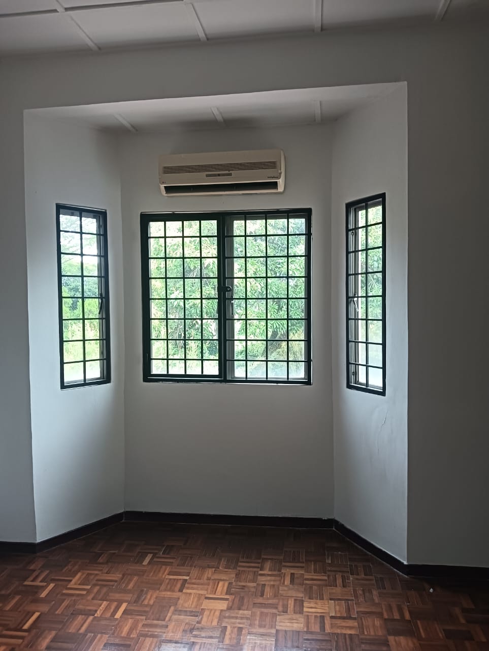 RENO 2 sty house Saujana Utama BY MATT - photo 12