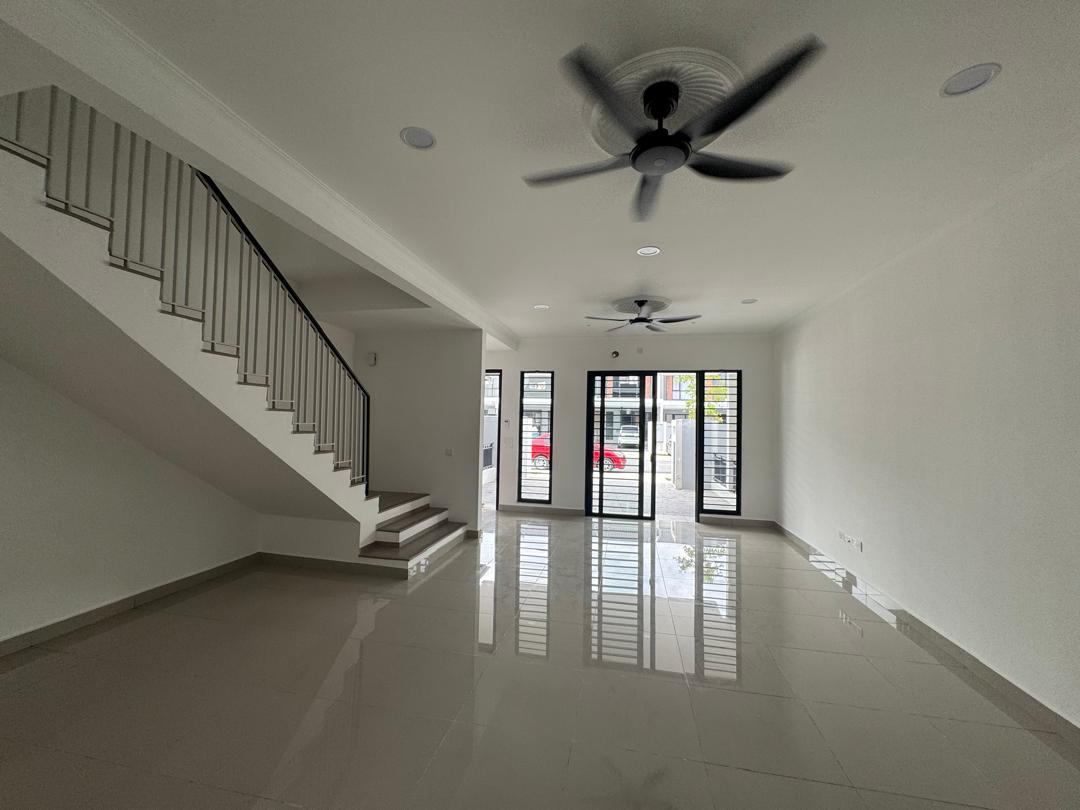 Elmina Garden Ilham Residence 2 Shah Alam by Matt - photo 2
