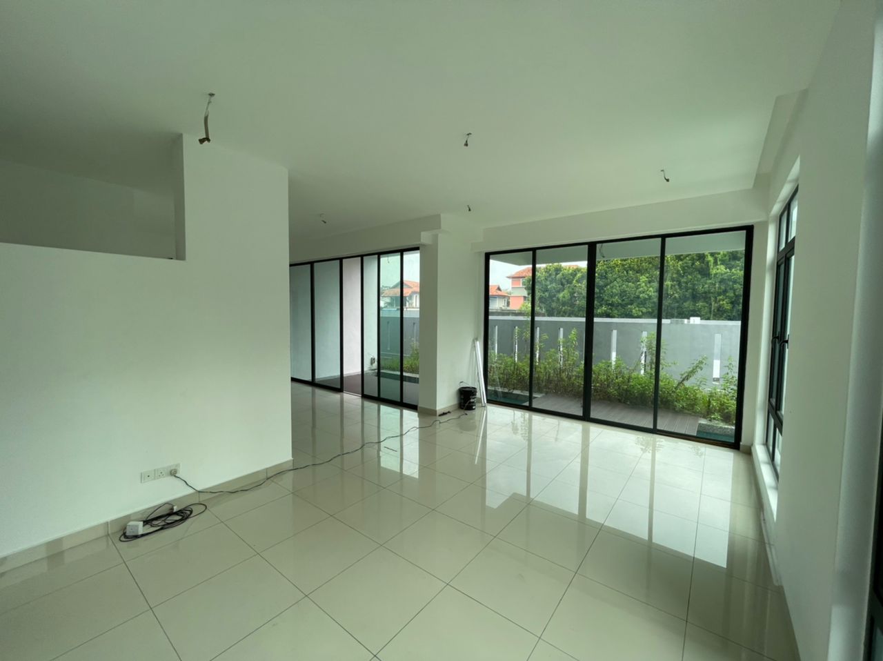 Taman Yarl, OUG - photo 2