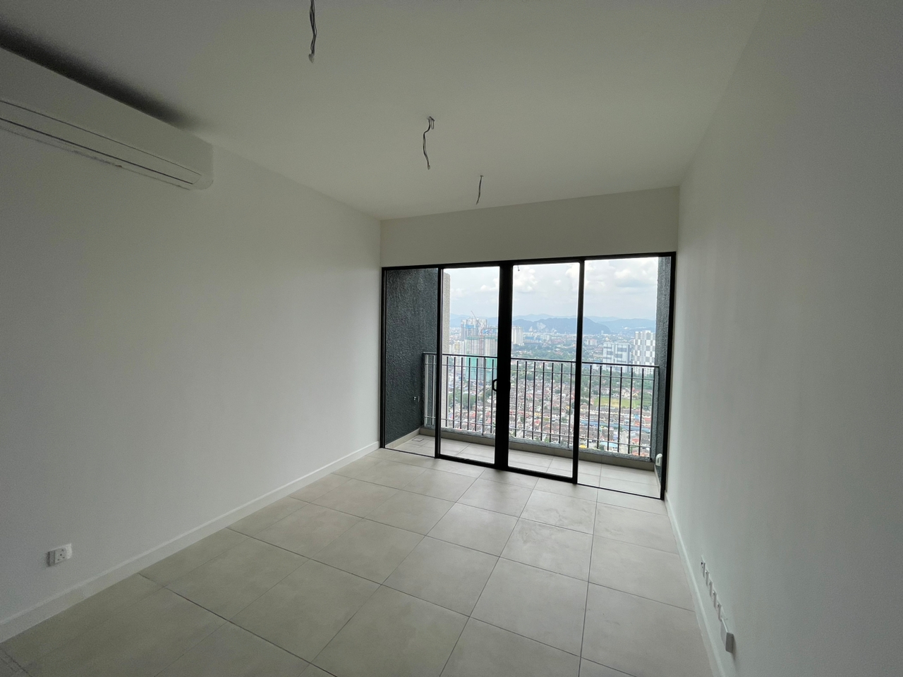 SkyMeridien Residences - photo 4