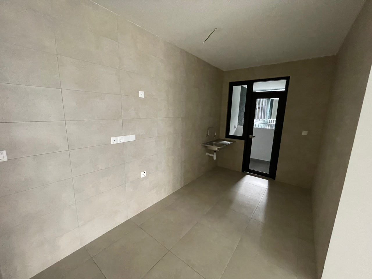 SkyMeridien Residences - photo 3
