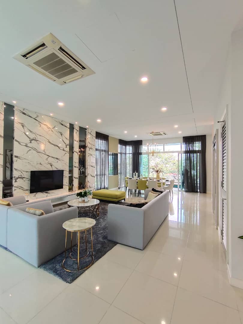 SEMI DETACHED HOUSE RAFFLESIA DAMANSARA PERDANA - photo 2