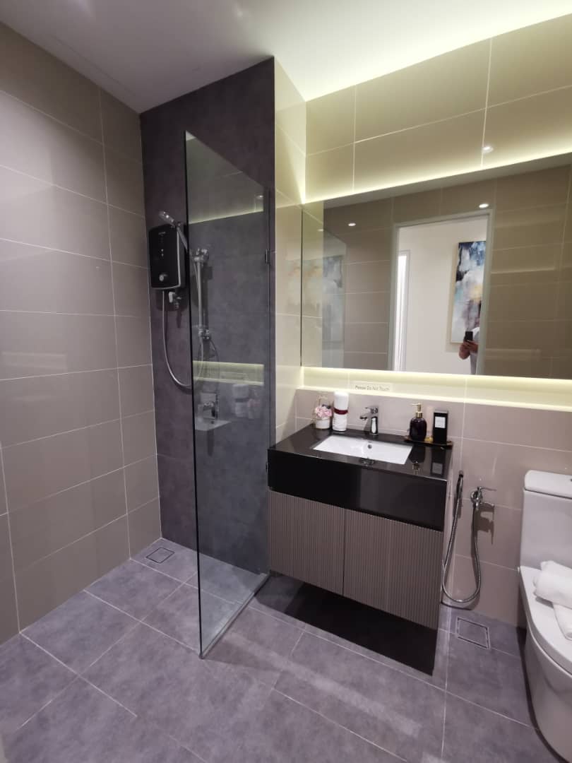 The Maple Residences, Taman OUG - photo 2