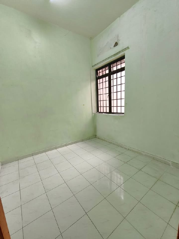 LAHAT PINJI MEWAH DOUBLE STOREY HOUSE FOR SALE - photo 12
