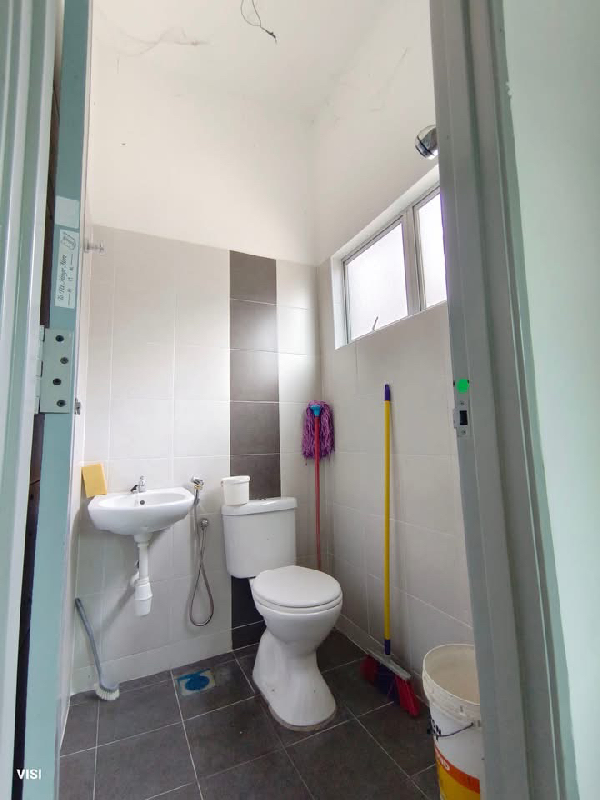 Lahat Baru Single Storey House For Sale - photo 11