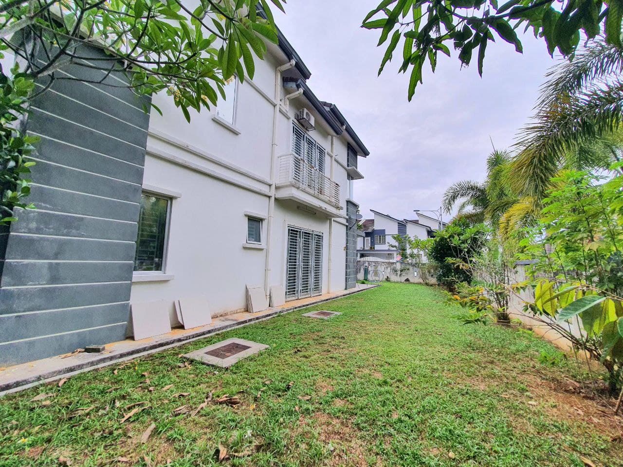 CORNER UNIT 2 Storey Semi D Impian Makmur - photo 2