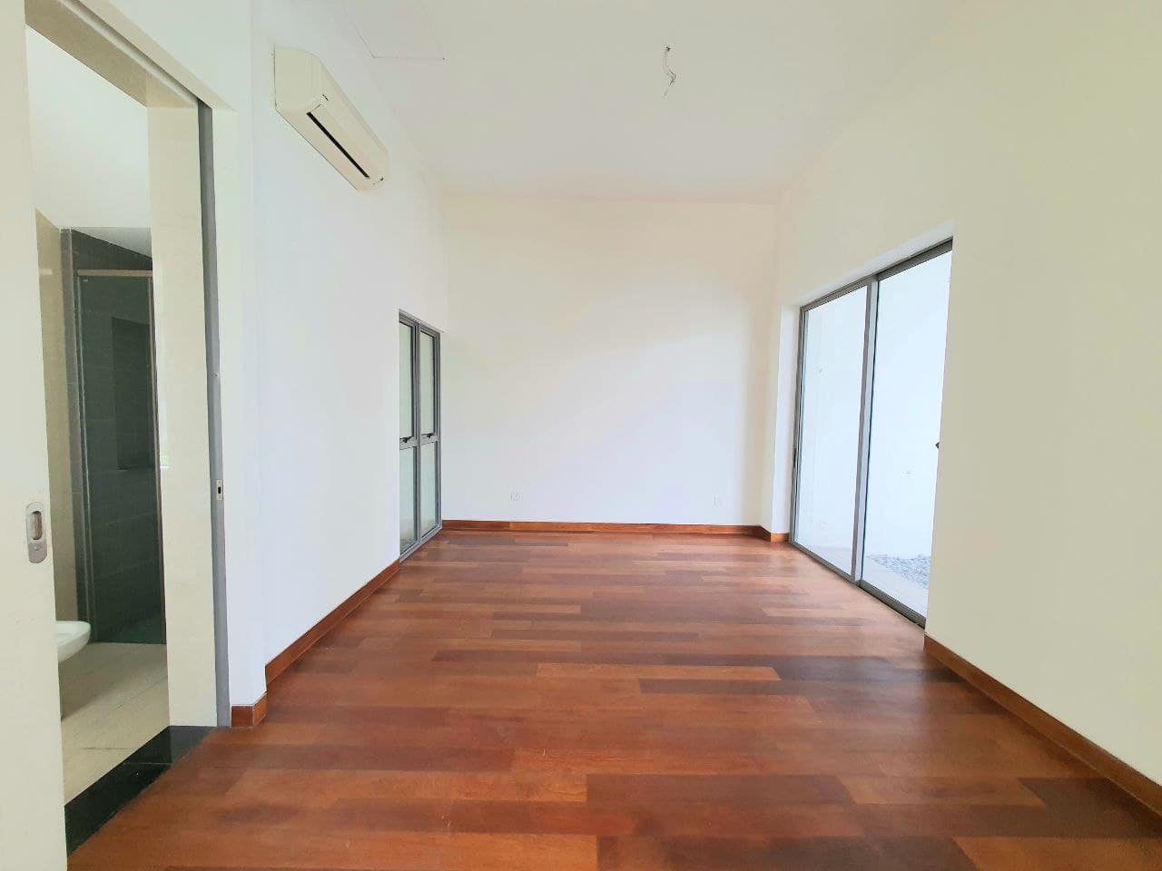 SPACIOUS 2 Storey Semi D Temasya Anggun Glenmarie - photo 7