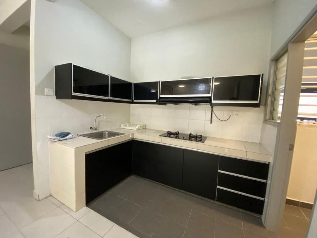 FACING POOL Ivory Residence Condo Mutiara Height - photo 13