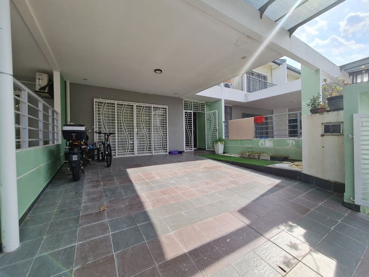 2 Storey Terrace Taman Kayangan Pelangi Heights - photo 2