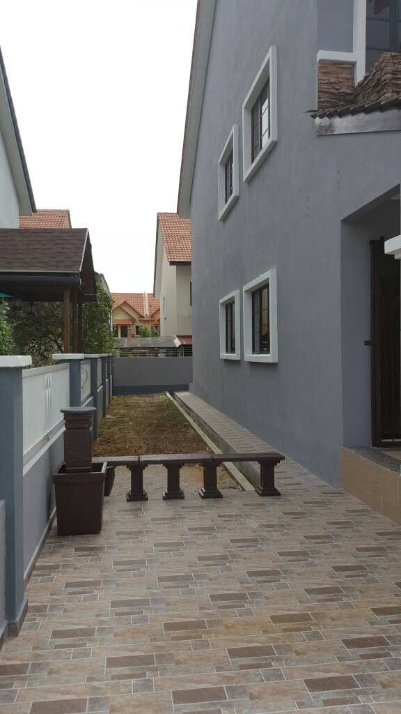 END LOT 2 Storey Terrace Bandar Nusaputra, Pucho - photo 3