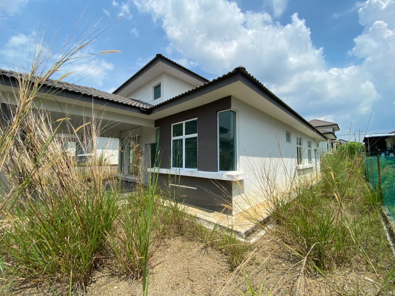 Single Storey Bungalow Taman Senimas Kuala Pilah - photo 4