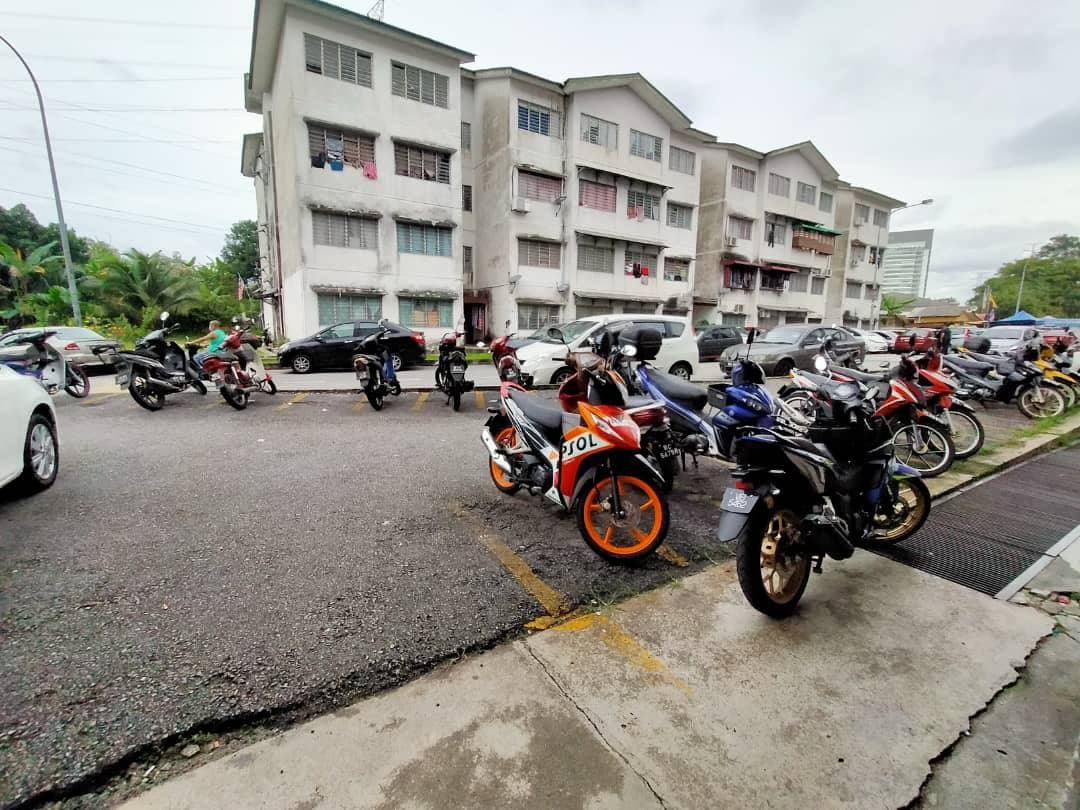 End Unit Flat Sri Cempaka Bandar Sri Damansara - photo 2