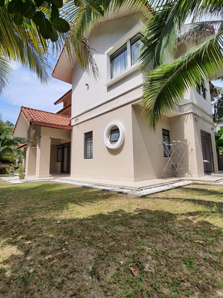 3 Storey Bungalow PJU7  Mutiara Damansara - photo 2