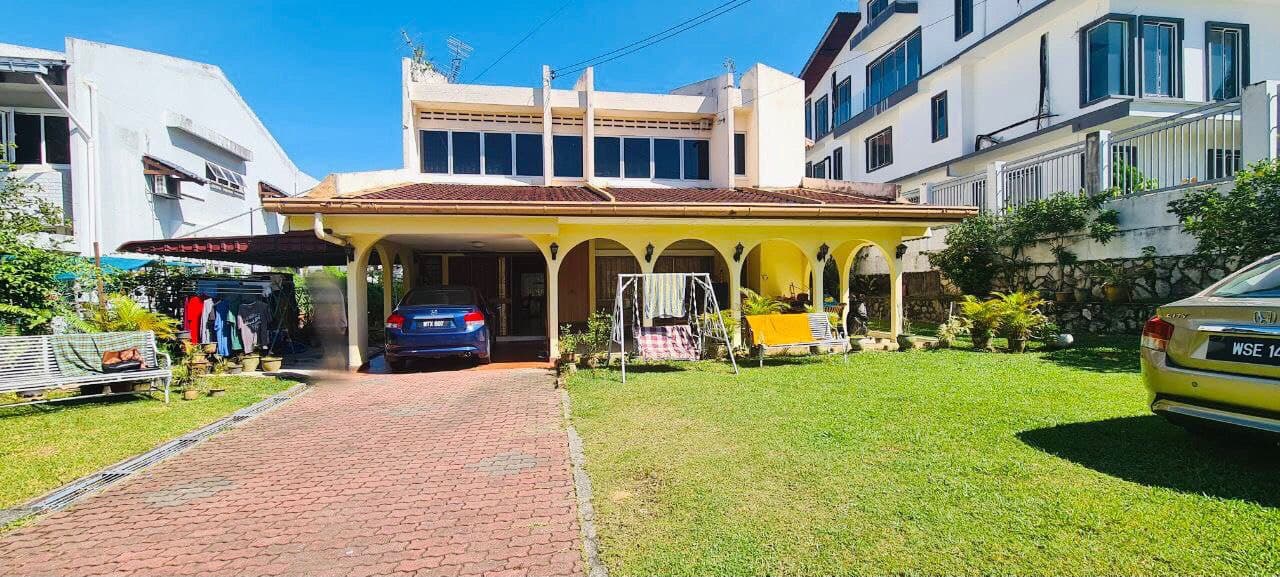Bungalow 2 Storey Jalan Setiakasih Bukit Damansara - photo 2
