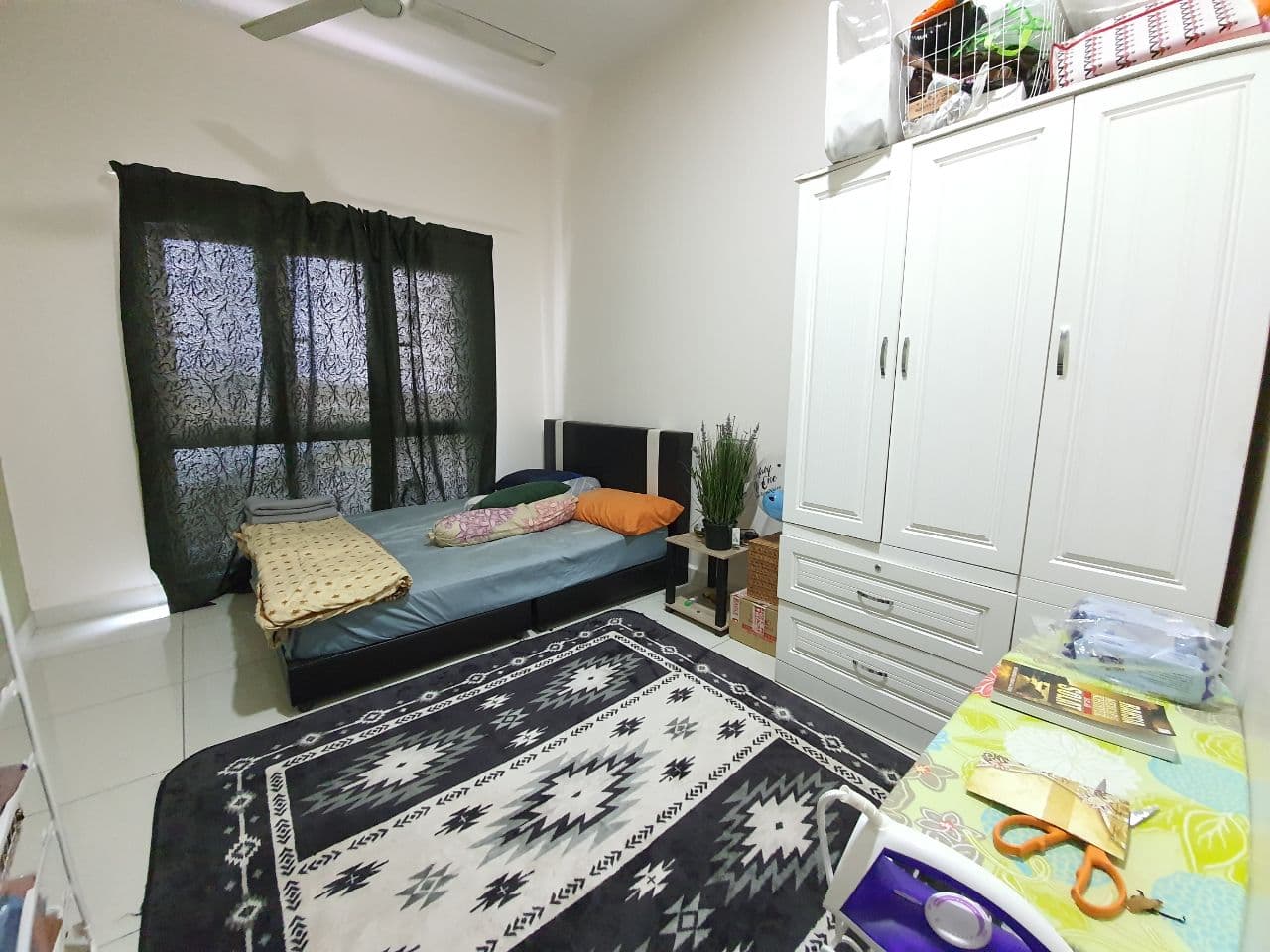 Tasik Vista Condominium, Bandar Tun Hussein Onn - photo 4