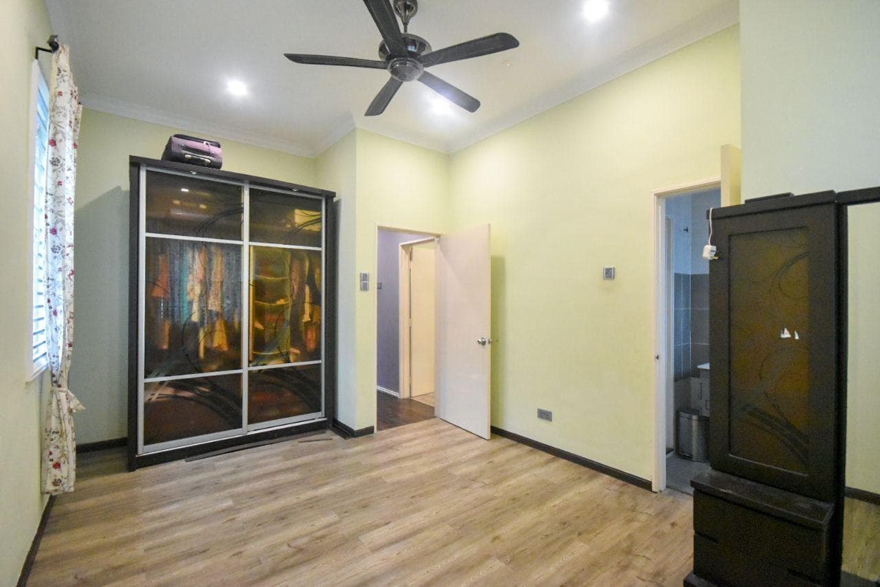 2 Storey Terrace Suria Residence Sungai Long - photo 9