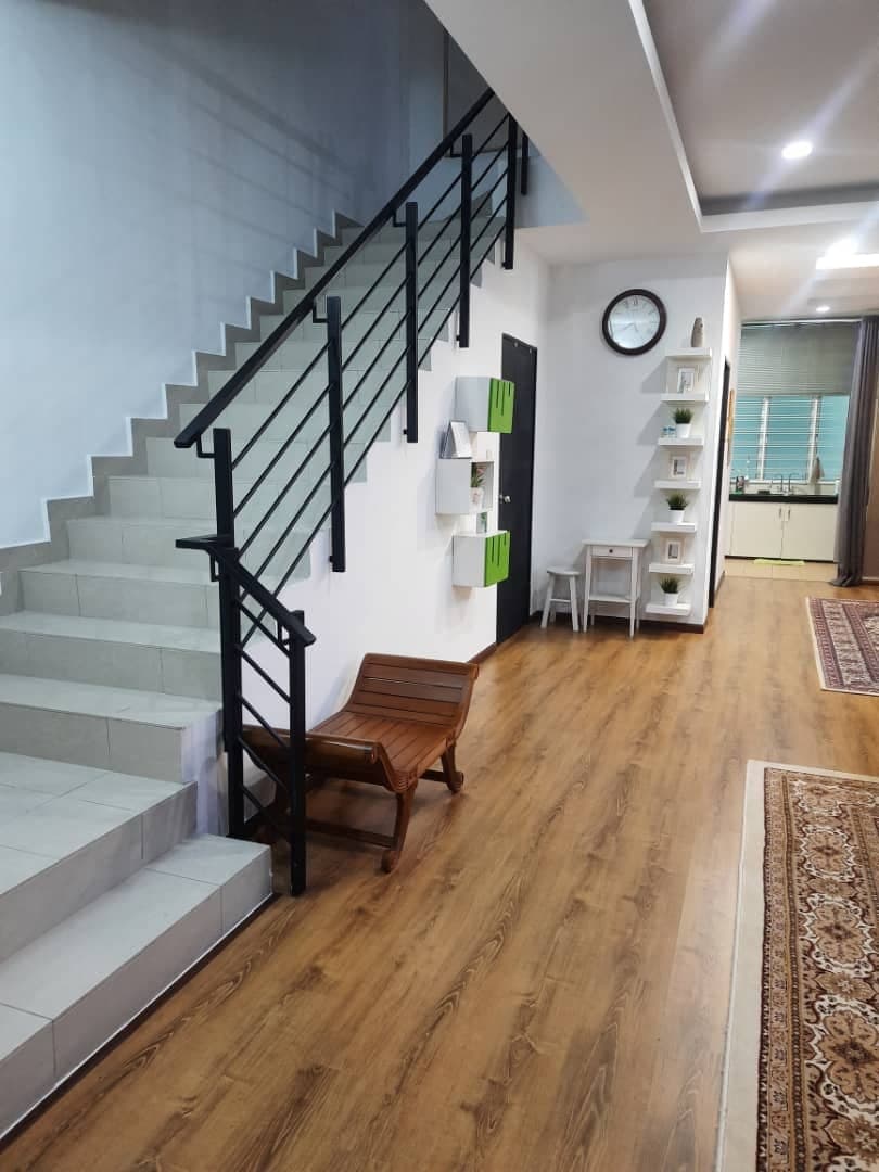 Fully Renovated Double Storey Terrace Bangi - photo 2