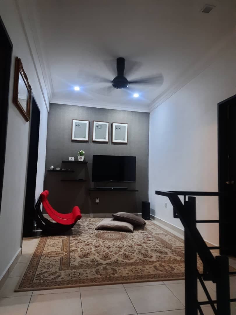 Fully Renovated Double Storey Terrace Bangi - photo 5