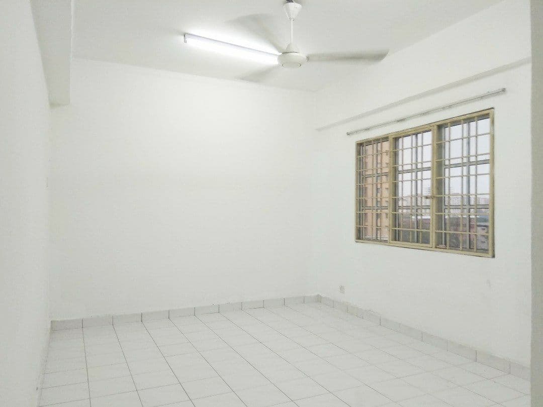 Mawar Apartment Sentul - photo 4