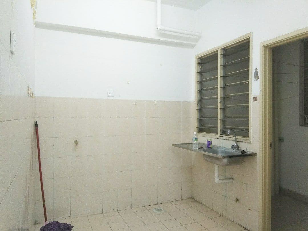 Mawar Apartment Sentul - photo 5