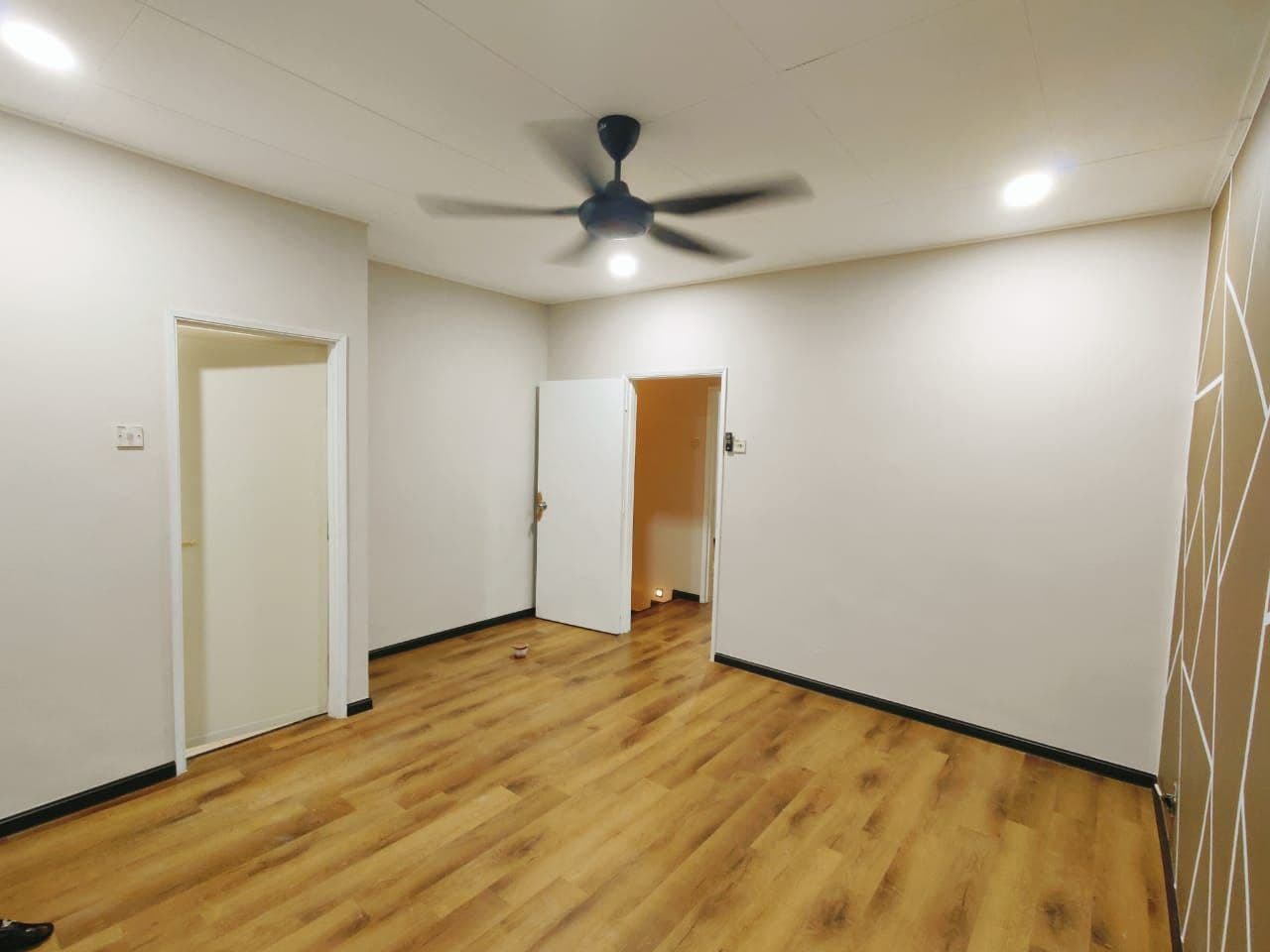 2 Storey Terrace Bandar Tasik Kesuma Semenyih - photo 4
