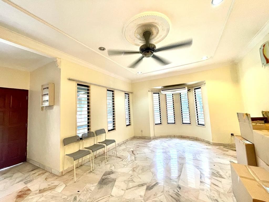 Semi-D Double Storey House Seksyen 9 Shah Alam - photo 11