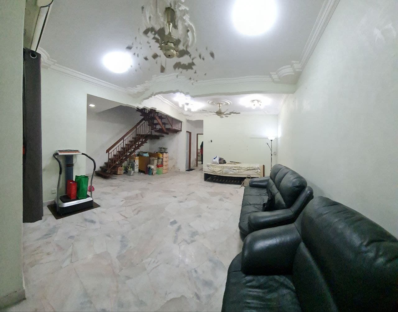 Double Storey Intermediate Renovated - photo 2