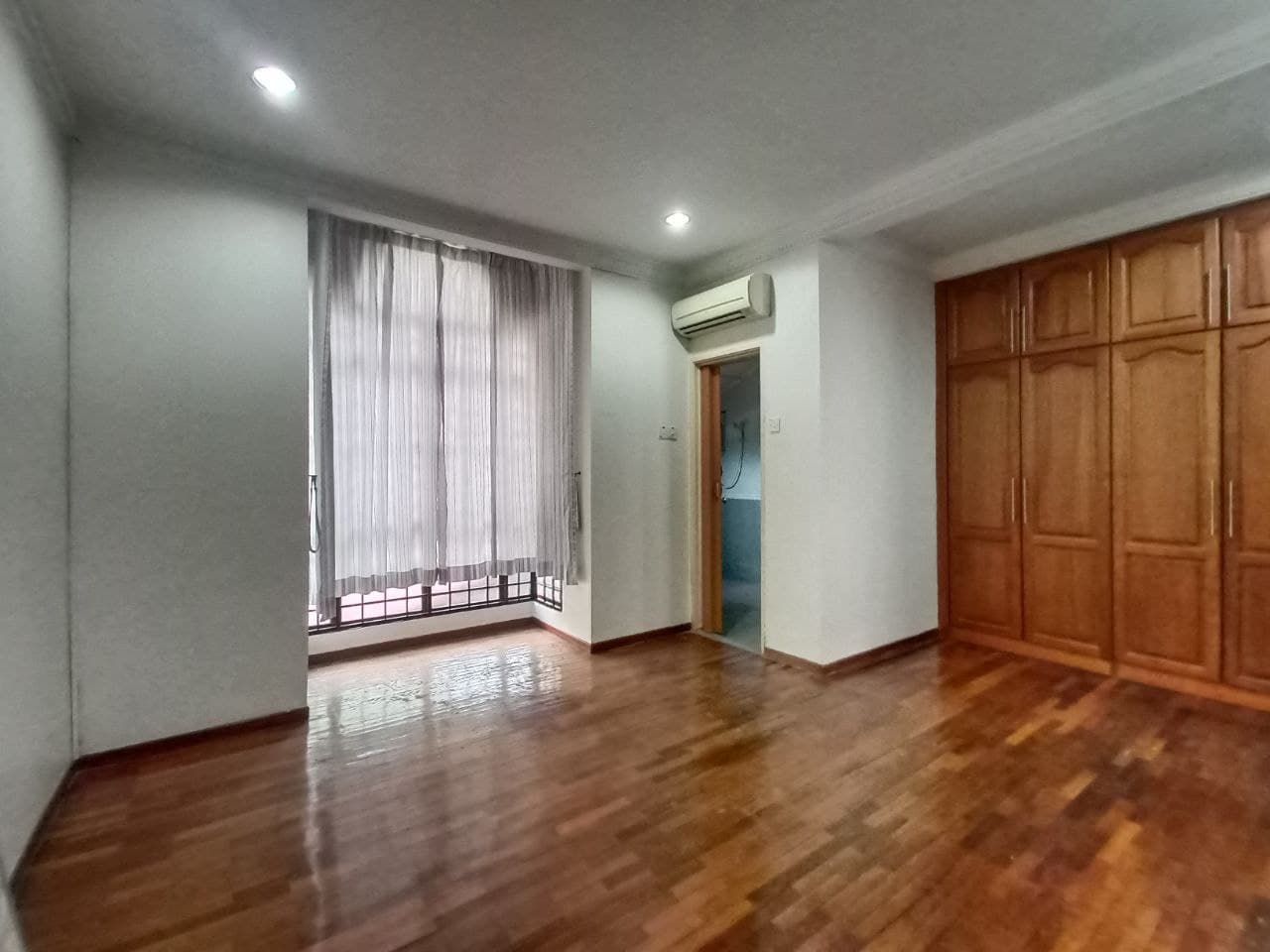 RUMAH TERES 2 TINGKAT DI DAMANSARA EMAS, KOTA DAMA - photo 5
