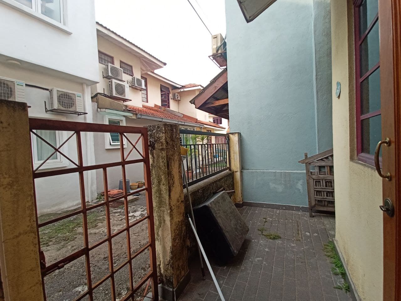 RUMAH TERES 2 TINGKAT DI DAMANSARA EMAS, KOTA DAMA - photo 10