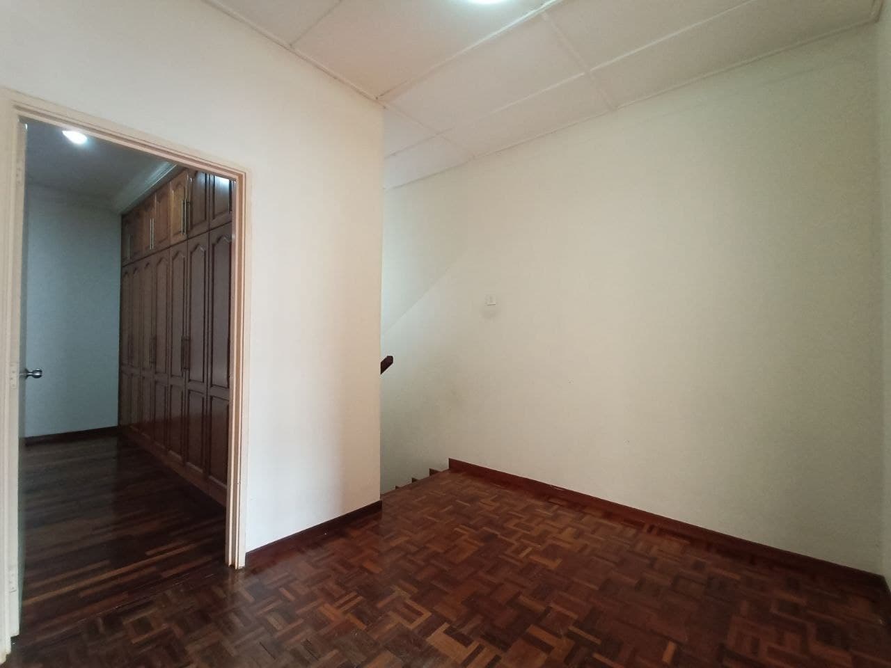 RUMAH TERES 2 TINGKAT DI DAMANSARA EMAS, KOTA DAMA - photo 12