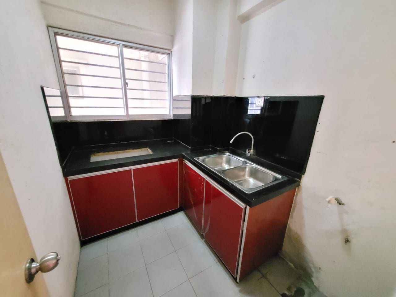 Suri Puteri Service Apartment, Seksyen 20 - photo 3