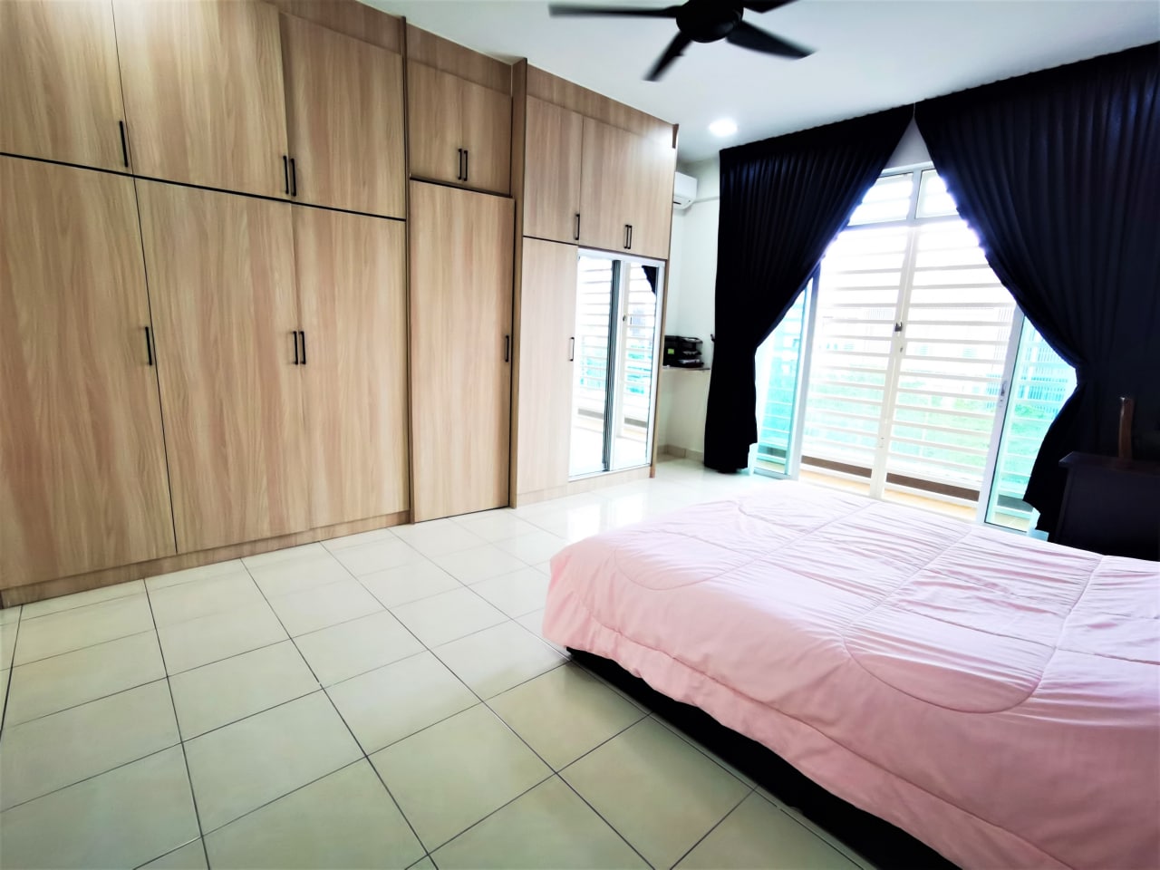 RENOVATED CORNER 3 Storey Terrace, Bangi Avenue 3 - photo 12