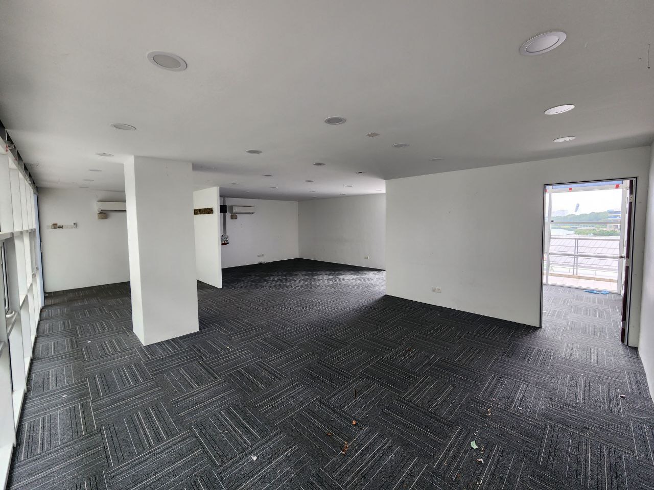 CORNER OFFICE LOT AYER 8 PRESINT 8 PUTRAJAYA LAKE - photo 4