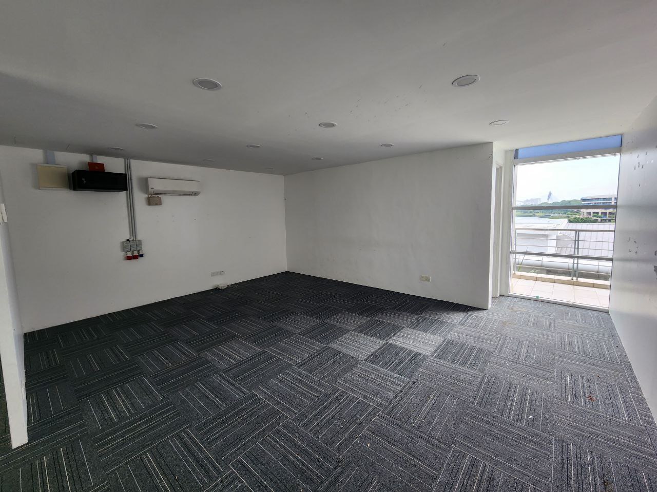 CORNER OFFICE LOT AYER 8 PRESINT 8 PUTRAJAYA LAKE - photo 6