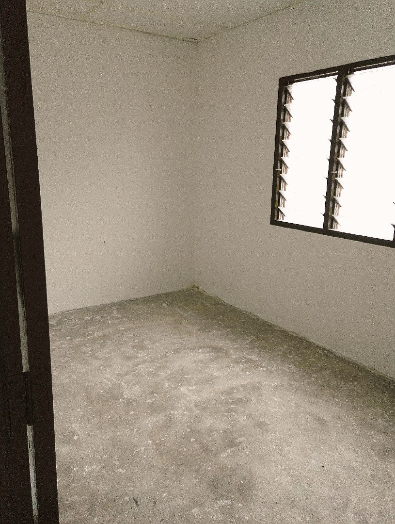 Low cost unit Double Storey terrace, Seksyen 17 - photo 5