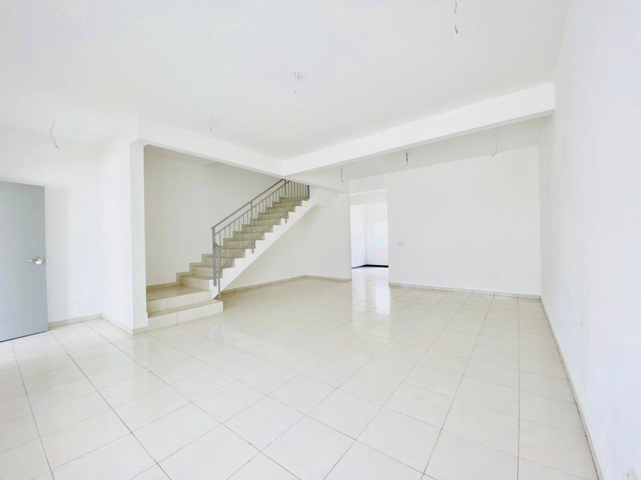 DOUBLE STOREY TERRACE, LAMAN HARIS, ECO GRANDEUR, - photo 3