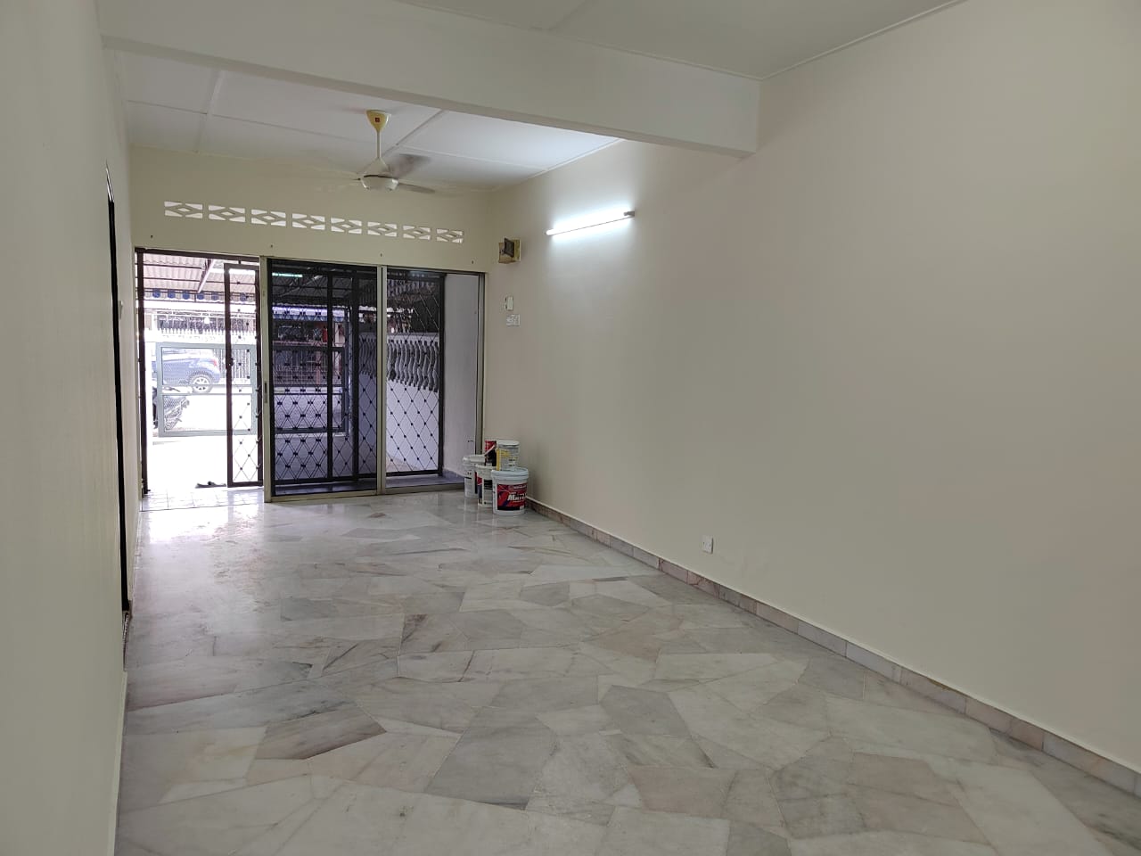 Freehold Refurbished Single Storey Terrace Klang - photo 5