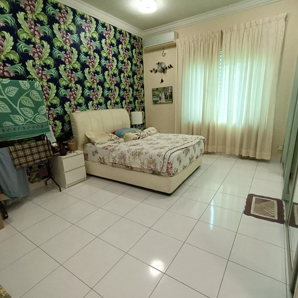 2 n half Storey Semi D Kristal Court Seksyen 7 - photo 7