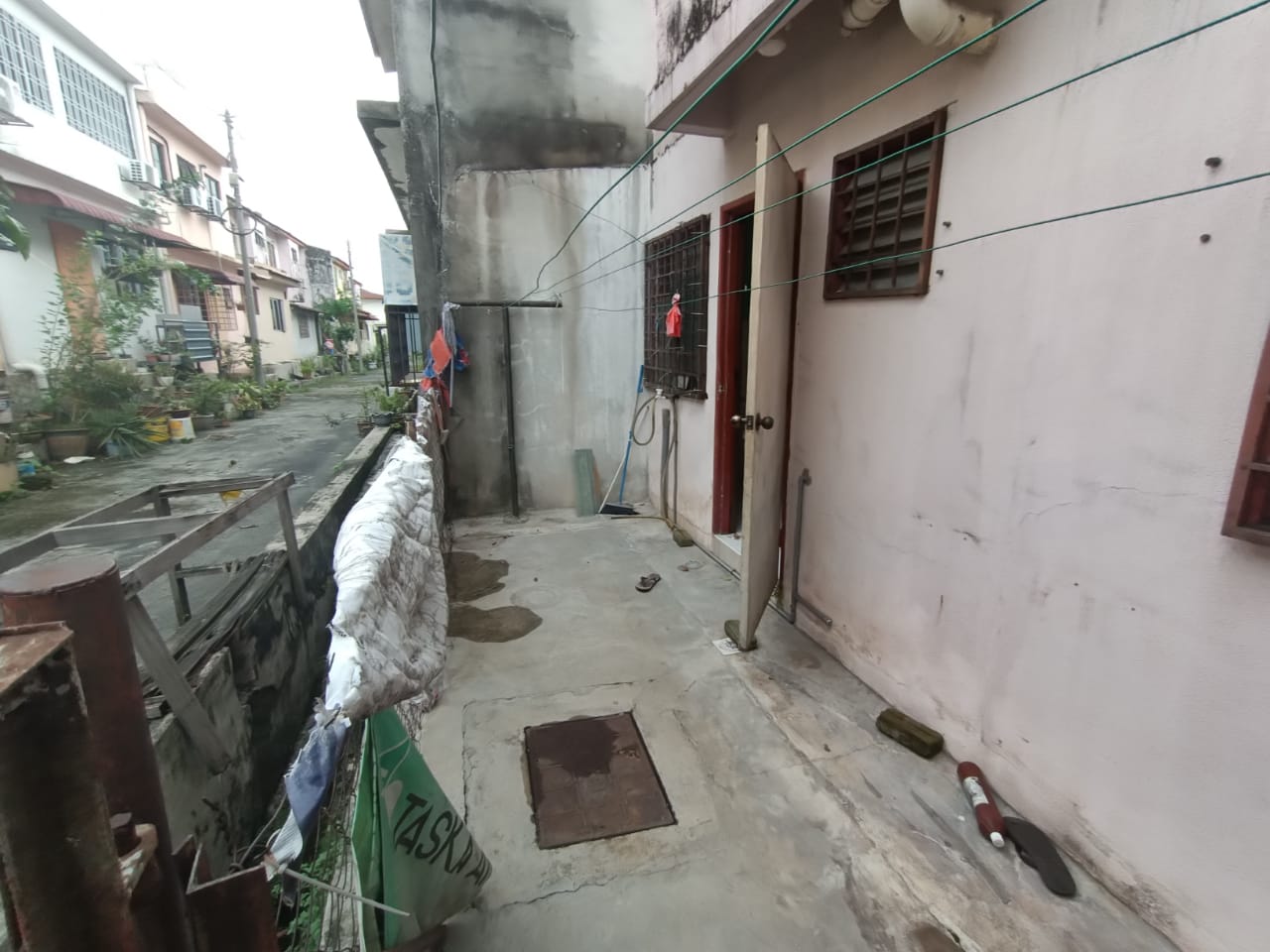 Double Storey Terrace House Taman Pinggiran Putra - photo 2