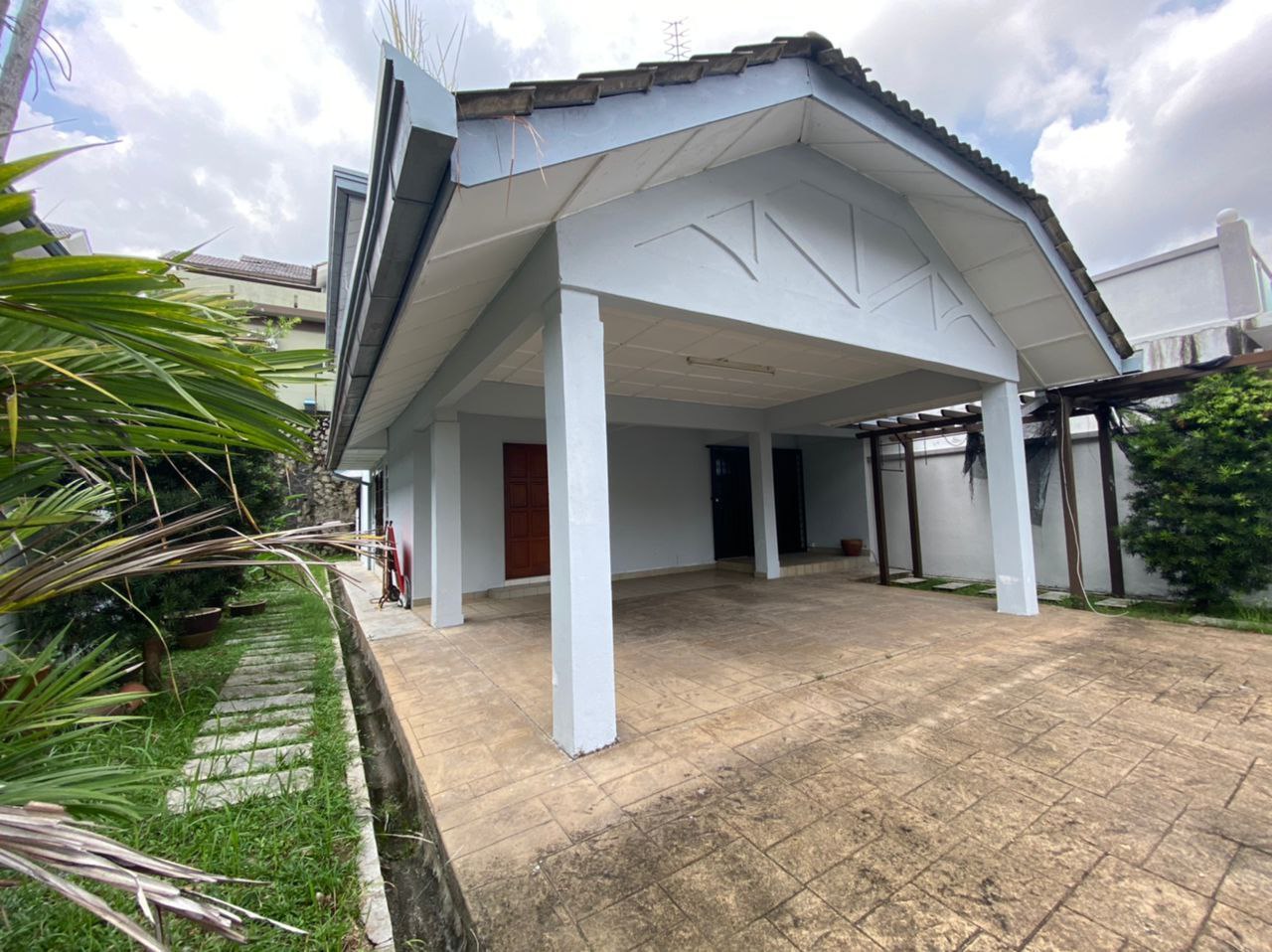 Semi D Double Storey Bandar Tun Hussein Onn Cheras - photo 2