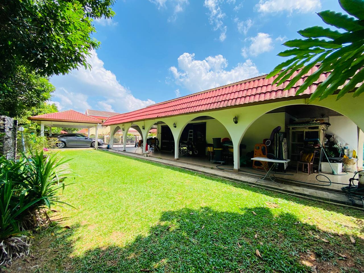 SINGLE STOREY BUNGALOW SEKSYEN 2 BANDAR BARU BANGI - photo 2