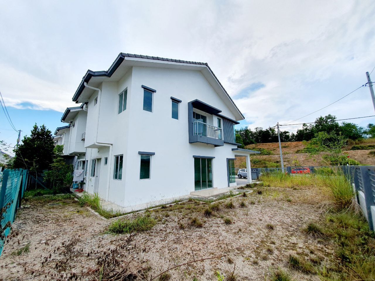 CORNER LOT 2 STOREY TERRACE HOUSE HILLPARK 3 BANDA - photo 3