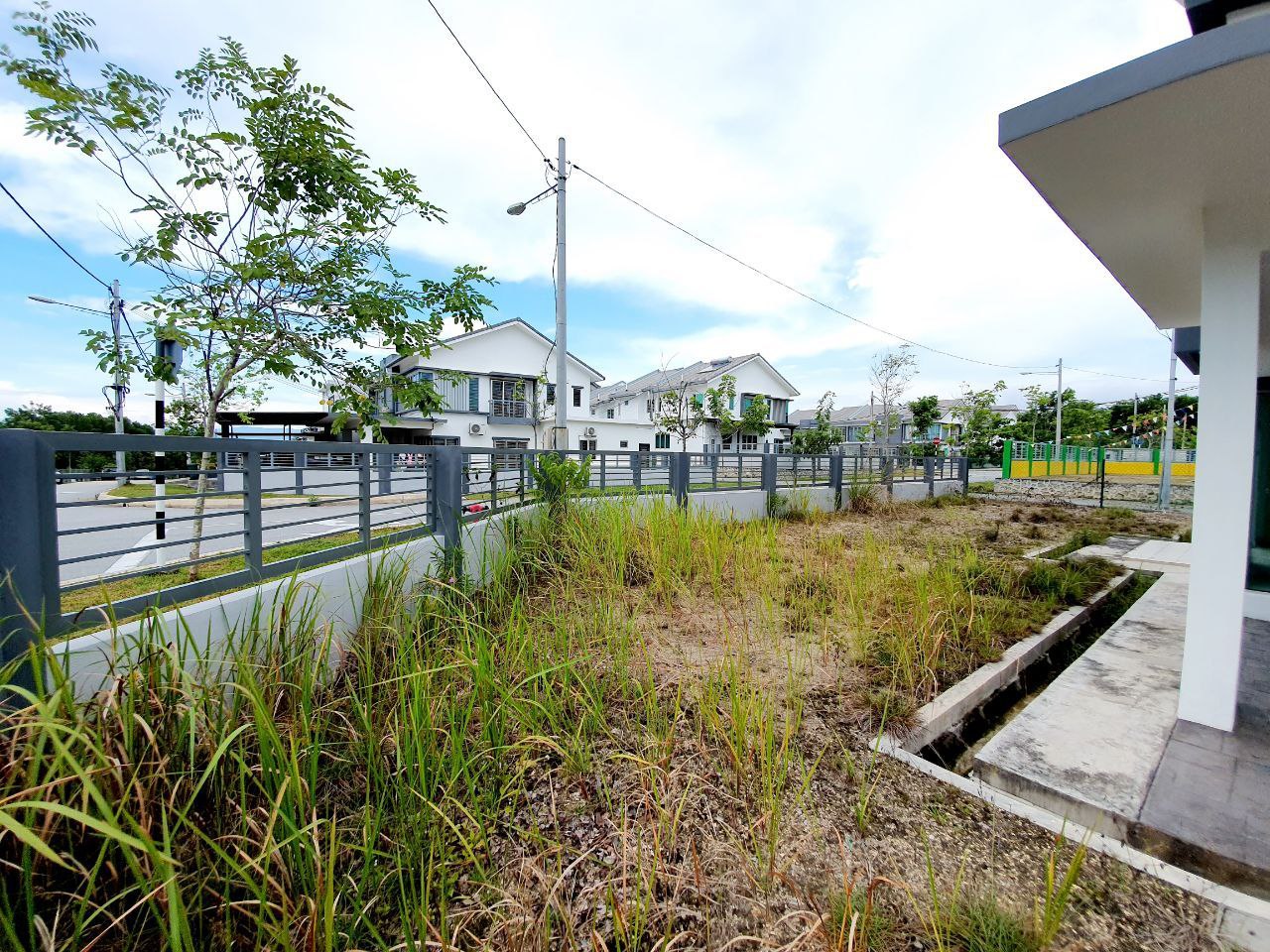 CORNER LOT 2 STOREY TERRACE HOUSE HILLPARK 3 BANDA - photo 11