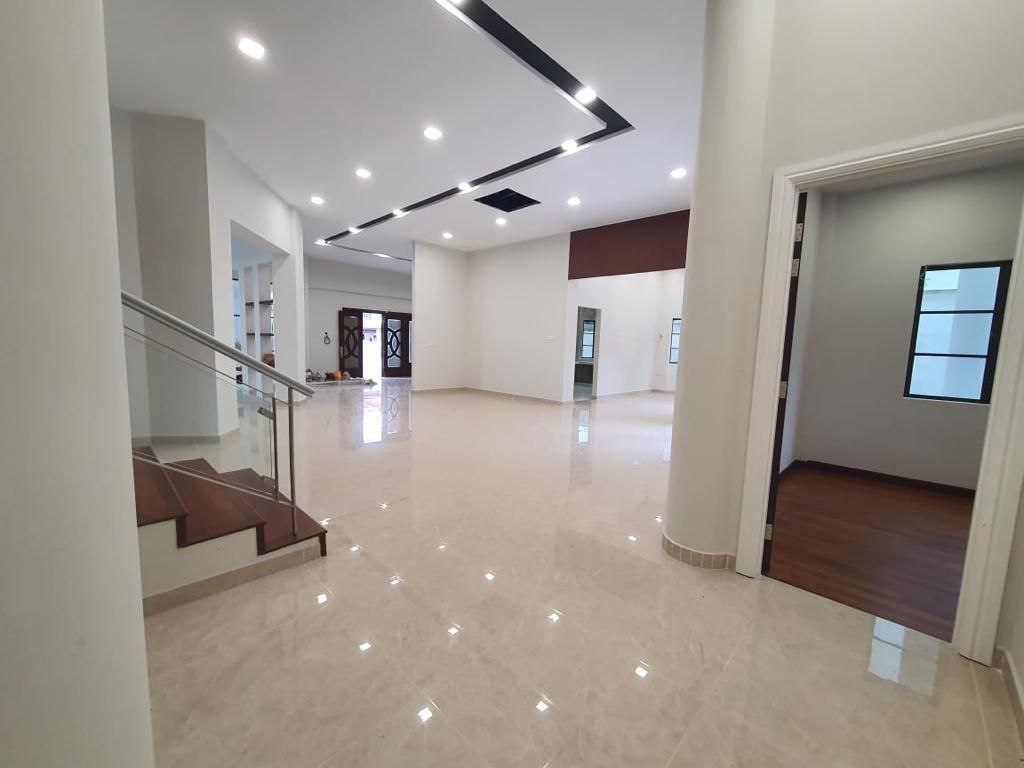 25 Storey Bungalow Corner Renovated - photo 11