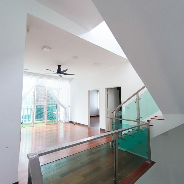 Semi-D 3 Storey Clover Garden Residence Cyberjay - photo 7