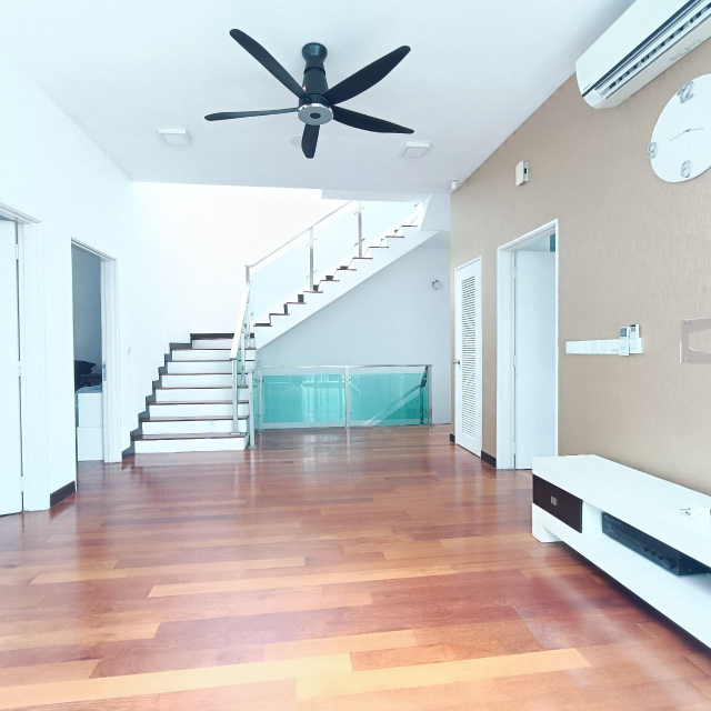 Semi-D 3 Storey Clover Garden Residence Cyberjay - photo 12